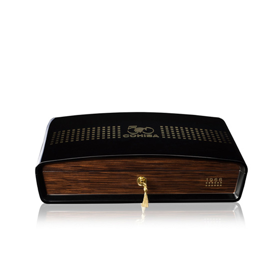 Cohiba Majestuosos 1966 Humidor - 20 Cigars
