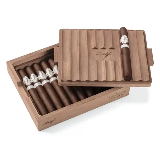 Davidoff Chef's Edition 2025 Toro Cigar - Box of 10