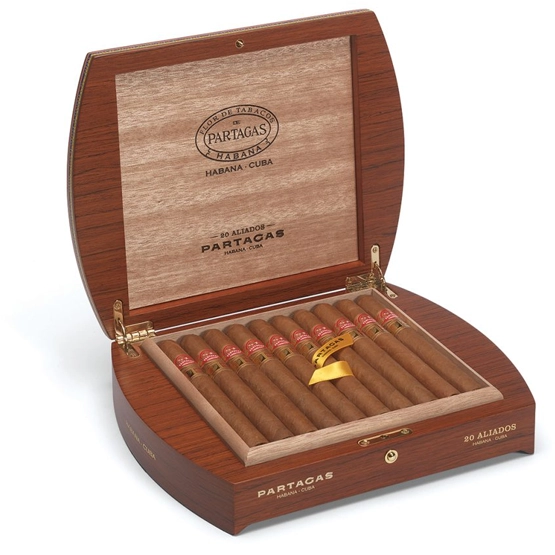 Partagas Aliados Casa Del Habanos Cigar Box of 20